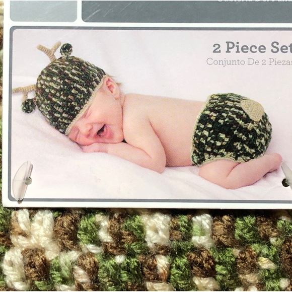 Hand Crocheted Infant 2 pieces Set Camo Deer Hat and Diaper Cover Set - Picture 1 of 7